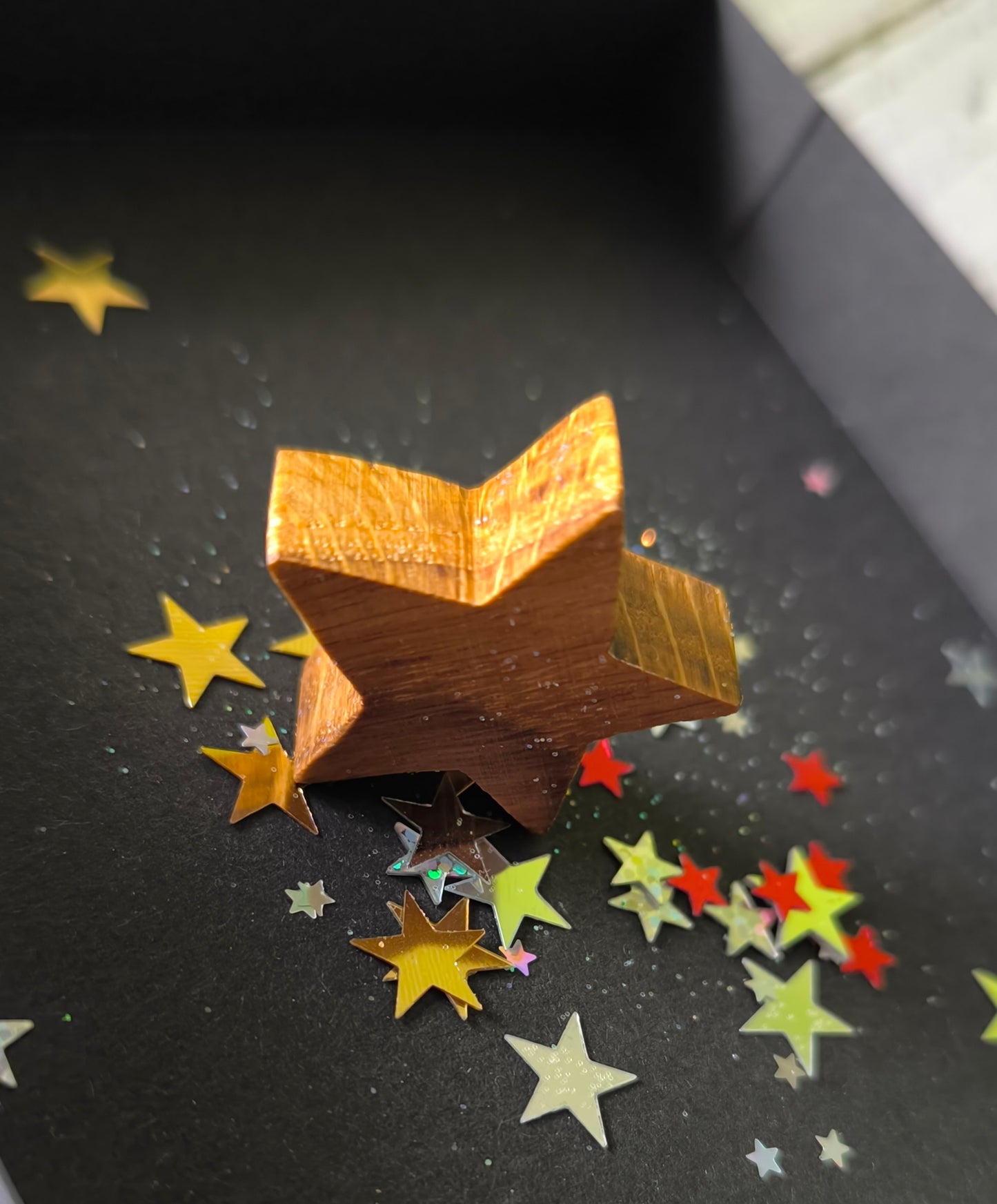 Glücksstern aus Eichenholz – Handgefertigter Mini-Stern als Geschenk & Give-away