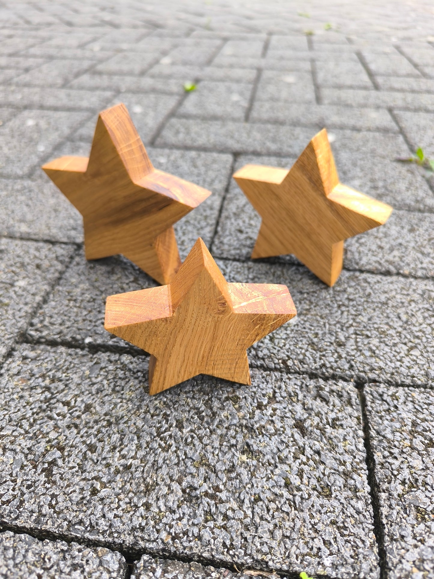 Eichenholz Stern handgefertigt – Holzstern Dekostern in 3 Größen
