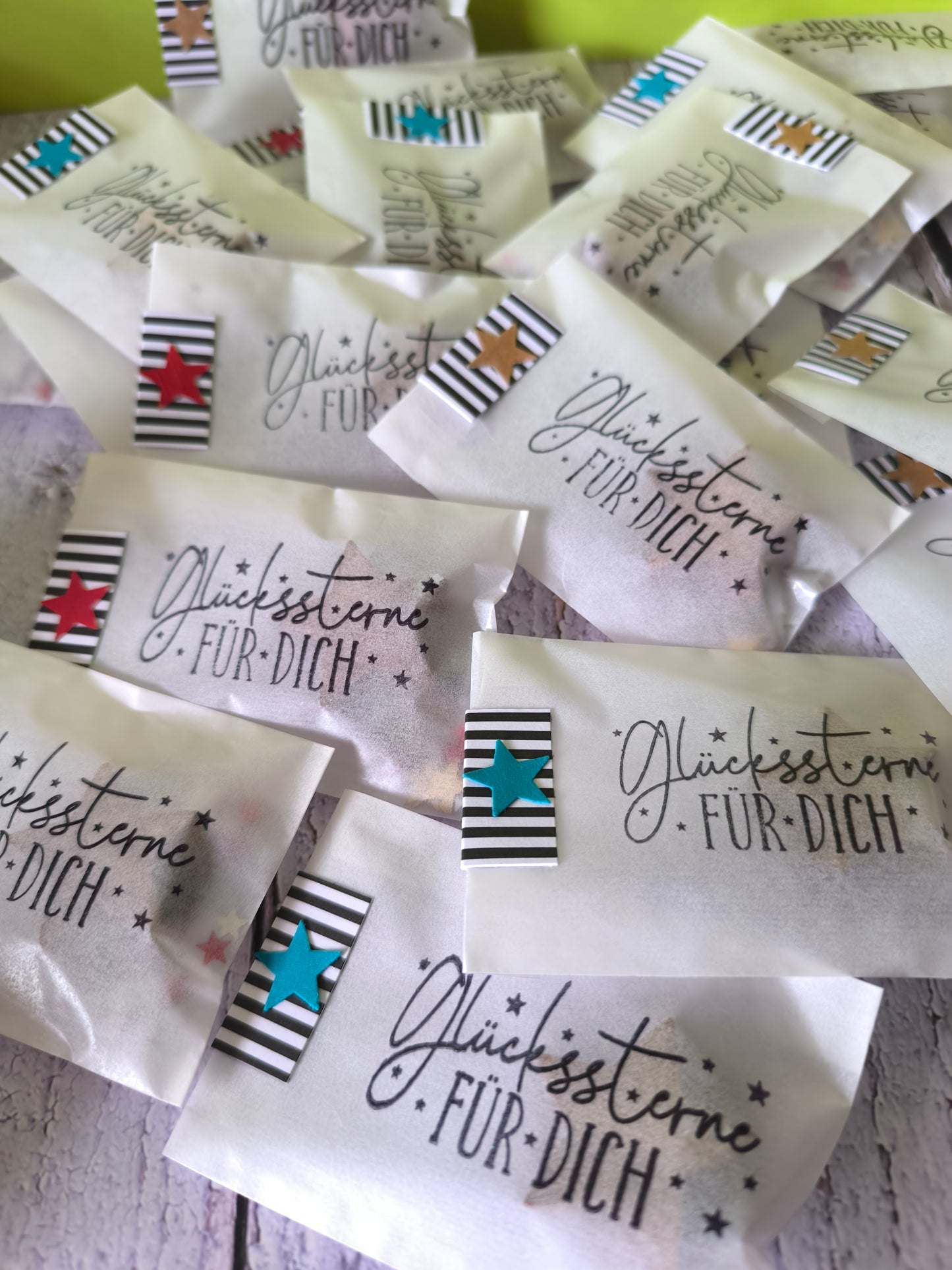 Glücksstern aus Eichenholz – Handgefertigter Mini-Stern als Geschenk & Give-away